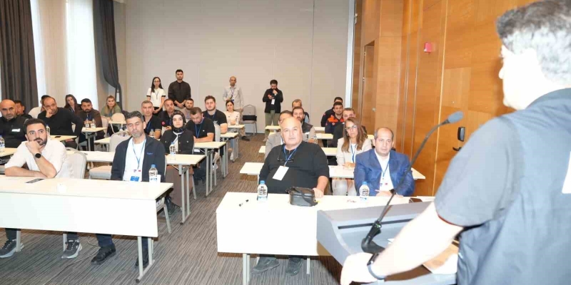 Diyarbakır’da gençler afet yönetimi için bir araya geldi