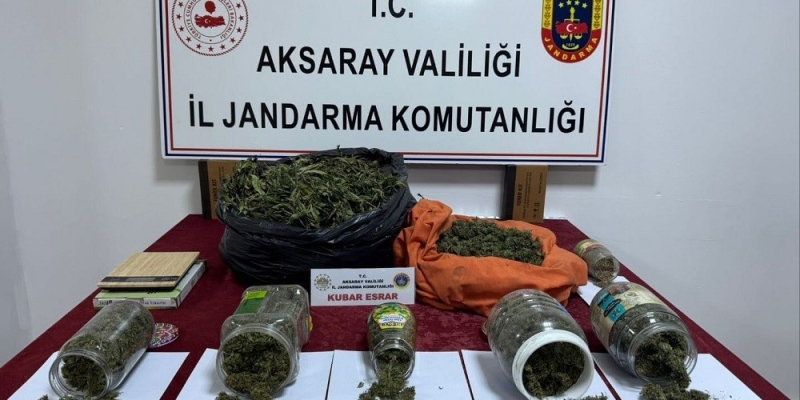 Aksaray’da 4 kilo esrarla yakalanan şahıs tutuklandı