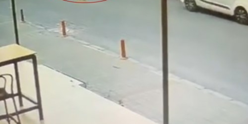 Kontrolden çıkan motosiklet duvara çarptı: 1 yaralı