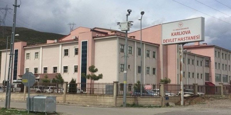 Bingöl’de otomobil yayalara çarptı: 1 ölü 1 yaralı