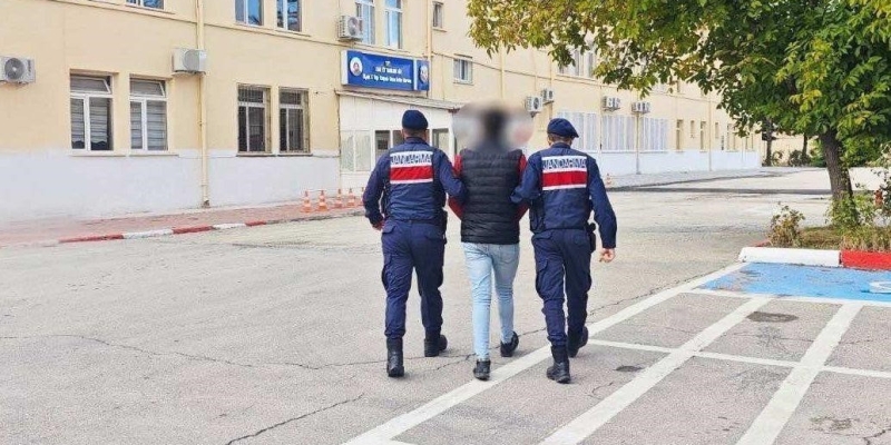 Uşak jandarmasından uyuşturucu operasyonu