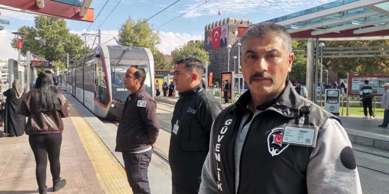 Kahraman güvenlik görevlisi konuştu: "Anlık yapılması gerekeni yaptım"