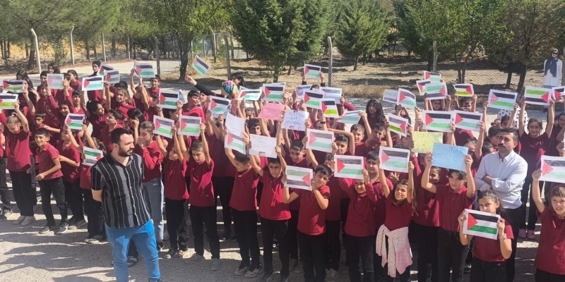 Dicle’de öğrencilerden Gazze’ye destek çalışması