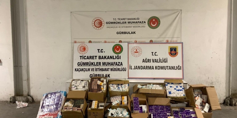 Doğubayazıt’ta tırın dorsesinde binlerce kutu kaçak ilaç bulundu