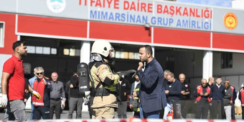 Büyükşehir itfaiyesinden lityum iyon batarya yangın tatbikatı