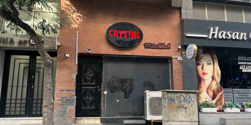 Yaşlı kadının rahatsız olduğu için şikâyet ettiği eğlence mekanı mühürlendi