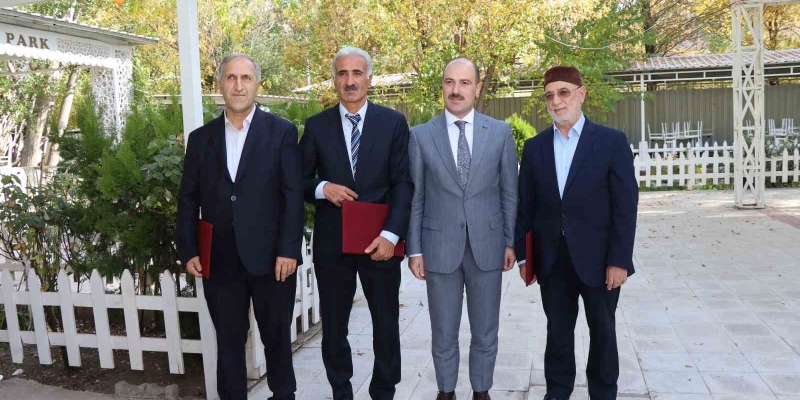 Oltu’da din görevlileri vefa yemeğinde buluştu