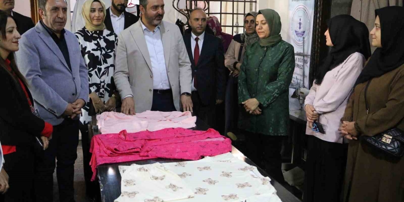Şehit yakınları ve gaziler için ’Sanatla Yaşam Sergisi’ Diyarbakır’da açıldı