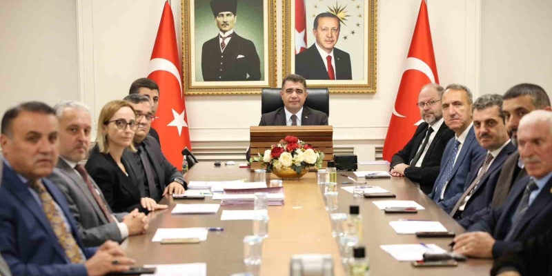 Vali Aslan, "İhtiyaç sahibi vatandaşlarımızın yanında olduk"