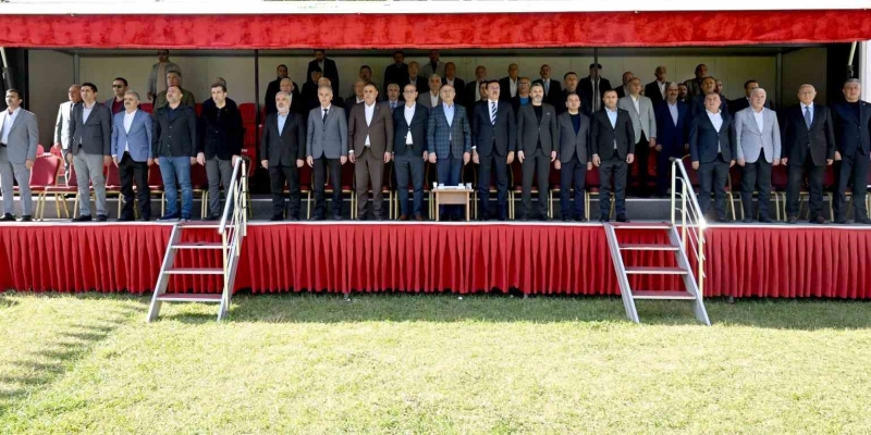 20. Uluslararası Turgut Özal Karakucak Güreşleri görkemli başladı