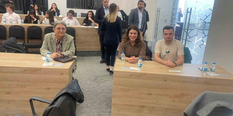 Pazarlama öğrencilerine "Dijital Usta Projesi" tanıtımı
