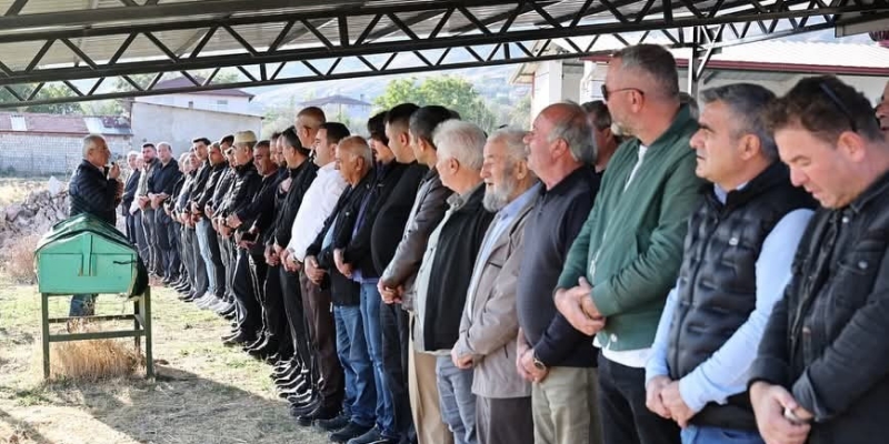 Halı sahada rahatsızlanan üniversiteli genç hayatını kaybetti