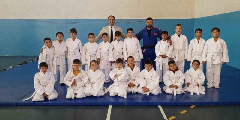 Hınıs’ta judo atağı