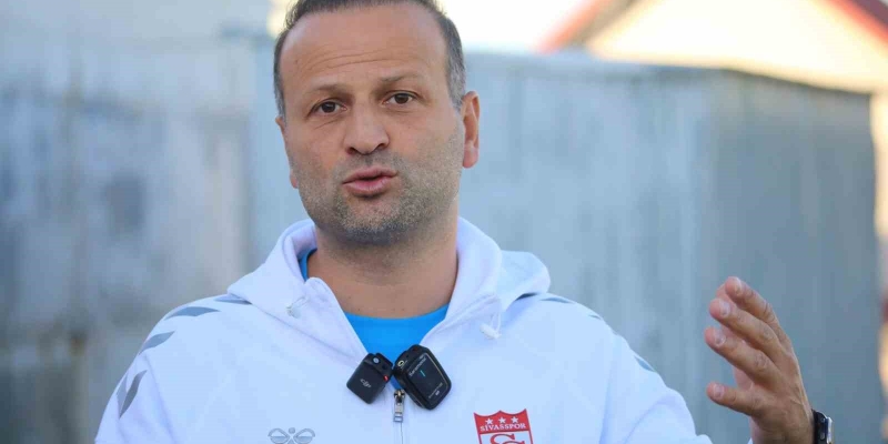 Osman Zeki Korkmaz: "Sivasspor’un hedefi play-off oynamak"