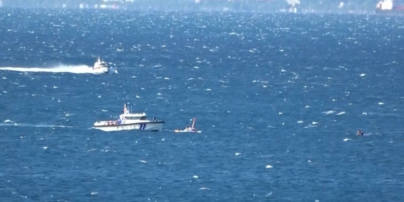 Akdeniz’de 19 SUP board yapan gençler rüzgarla 2 mil açığa sürüklendi