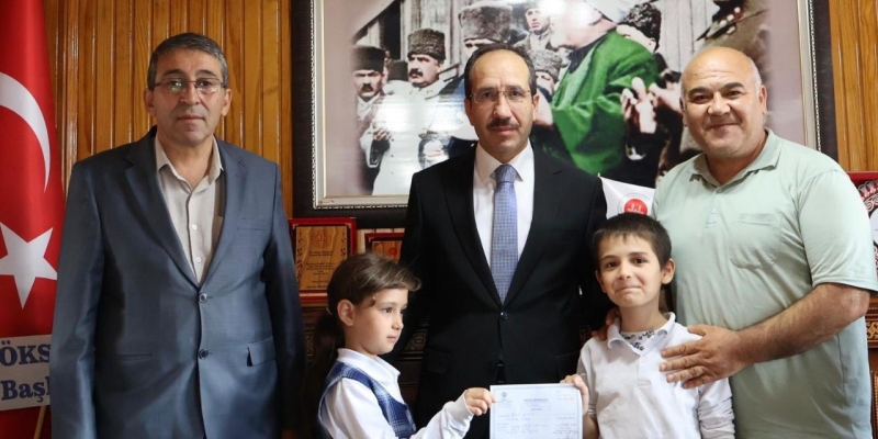 Akşehirli minik yüreklerden anlamlı bağış