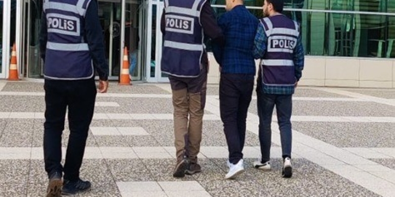 Bolu’da çeşitli suçlardan aranan 4 kişi tutuklandı