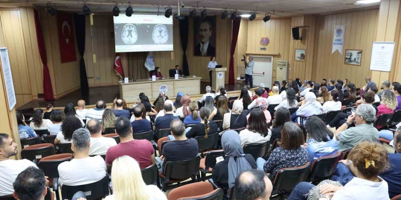 Mersin’de kız çocuklarının güçlenmesi için farkındalık paneli