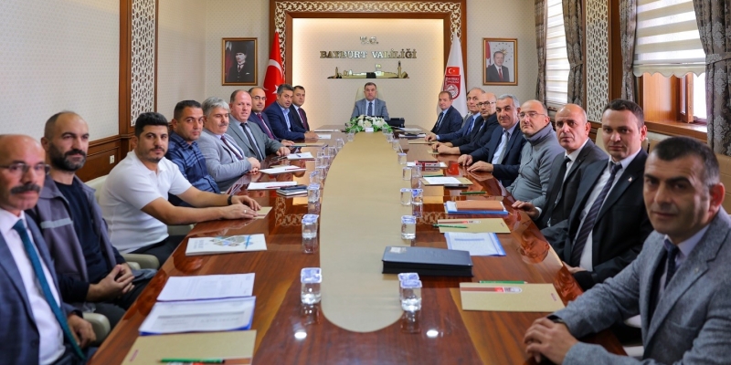 Köylerin altyapı ve hizmet ihtiyaçları toplantıda değerlendirildi