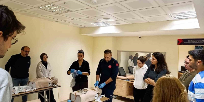 ’Acil Oryantasyon Sempozyumu’ eğitiminin 2’nci oturumu gerçekleştirildi