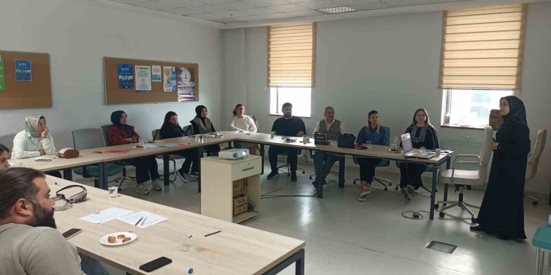 Evlilik öncesi eğitimler sürüyor