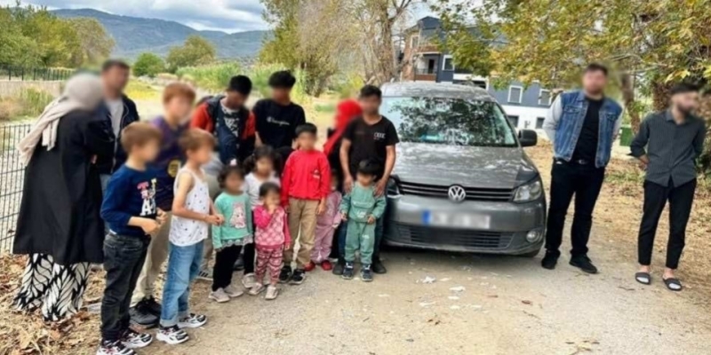 Çanakkale’de jandarmadan göçmen kaçakçılığı operasyonu: 2 organizatör tutuklandı