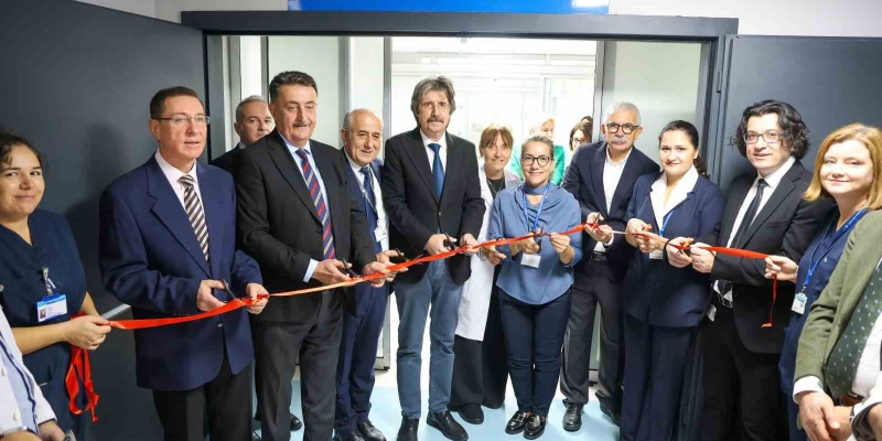 BUÜ Hastanesi’nin yenilenen Yanık Ünitesi hizmete açıldı