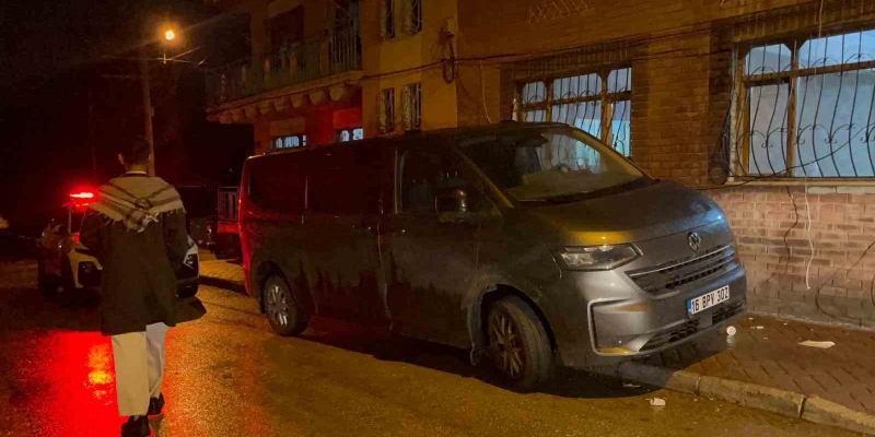 Polisten kaçan minibüs terk edilmiş halde bulundu