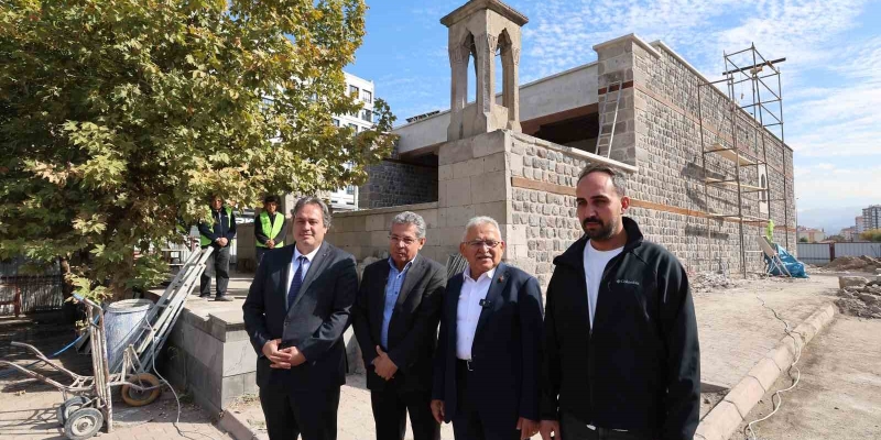 Başkan Büyükkılıç’tan restore edilen tarihi camide inceleme