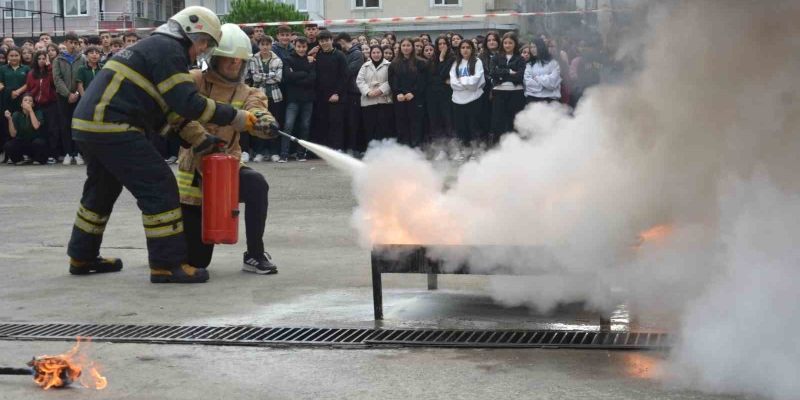 Ordu’da öğrencilere deprem ve yangınla mücadele eğitimi
