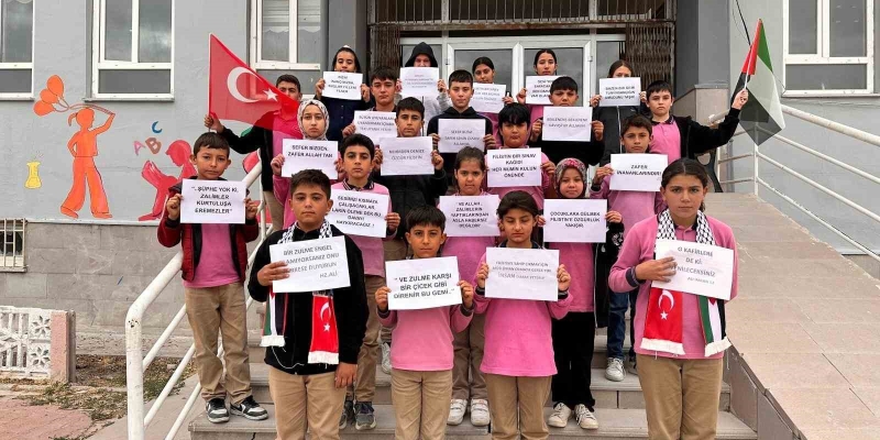 Karapınar’da küçük öğrencilerden Filistin için anlamlı etkinlik