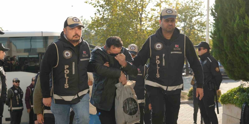 Sahte alkol testi şebekesi 100 sürücünün ehliyetini geri aldırdı