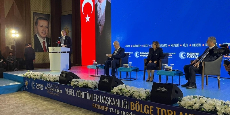 Büyükkılıç, AK Parti’nin Gaziantep’teki Yerel Yönetimler Değerlendirme Toplantısına katıldı