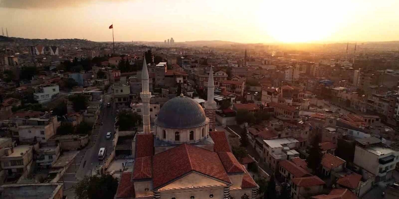 Gaziantep’teki tarihi Kurtuluş Camii ihtişamıyla hayran bırakıyor
