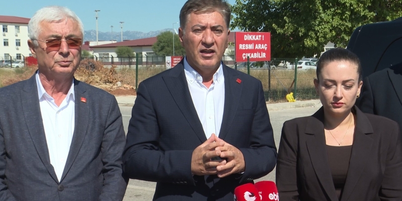 CHP’li Murat Emir, Muhittin Böcek’i ziyaret etti