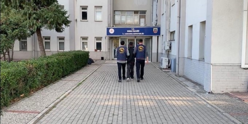 Aranan uyuşturucu taciri JASAT tarafından yakalandı