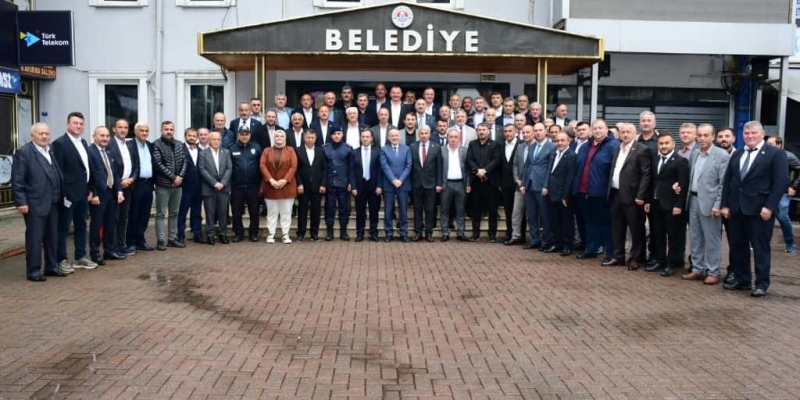 Başkan Kul: "Muhtarlarımızla el ele hizmette rekor kırıyoruz"