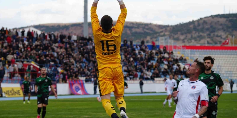 TFF 3. Lig: Kırıkkale FK: 2 - Kırşehir FSK: 3