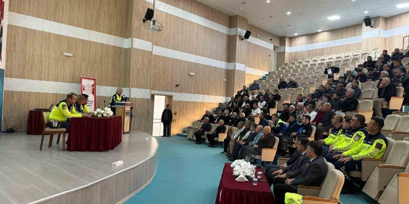 Servis şoförlerine yönelik güvenli trafik eğitimi