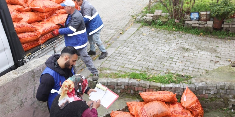 Başkan Sandıkçı: "İlçemizdeki ihtiyaç sahibi ve dar gelirli ailelerimize ısınma desteği sağlayacağız"
