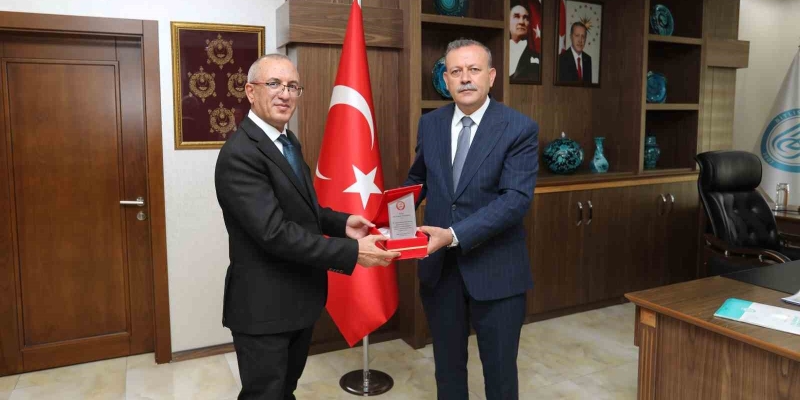 BEÜ gastronomi öğrencileri "Yokluktan Tercihe" adlı tabaklarıyla Türkiye ikincisi oldu