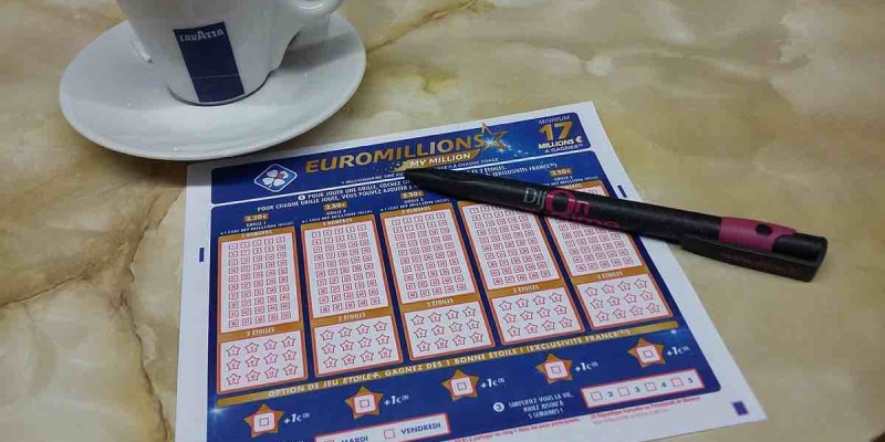 Fransa'da Hep Aynı Numaralarla Loto Oynayan Kadın Sonunda Büyük İkramiye Kazandı