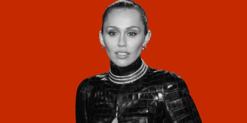 Miley Cyrus 9'uncu Albümünü Çıkardı