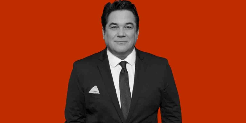 Superman Aktörlüğü Bıraktı Trump'ın Ekibine Dahil Oldu! Göçmen Ofisinde Çalışacak!