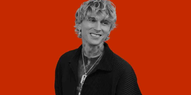 Machine Gun Kelly "Çok Su İçiyorum Haftada 2 Öğün Yiyiyorum"