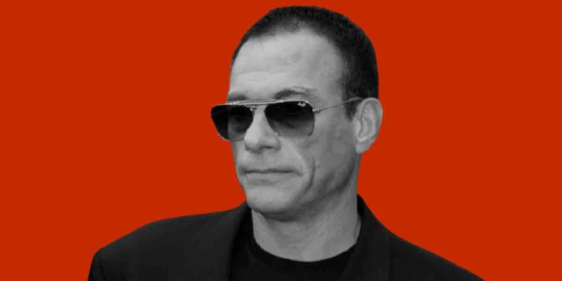 Jean Claude Van Damme Fransa'da Bir Hastanede Günlerce Yattı!
