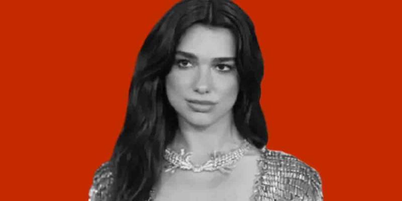 Dua Lipa Üçüncü Vatandaşlığını Aldı